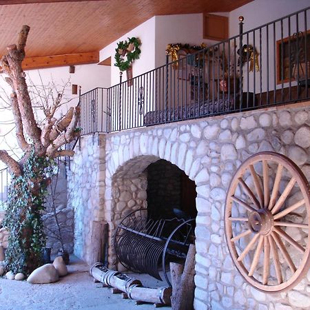 Casa Rural La Vall Del Cadi La Seu d'Urgell Bagian luar foto