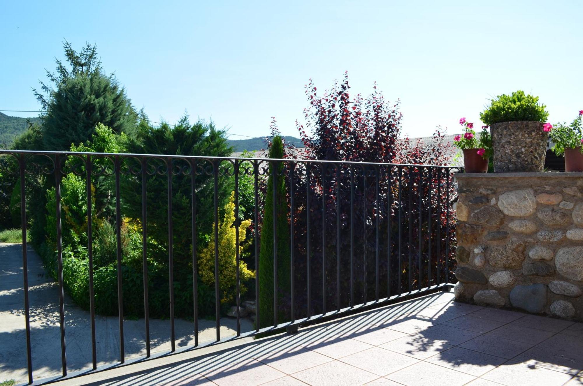 Casa Rural La Vall Del Cadi La Seu d'Urgell Bagian luar foto