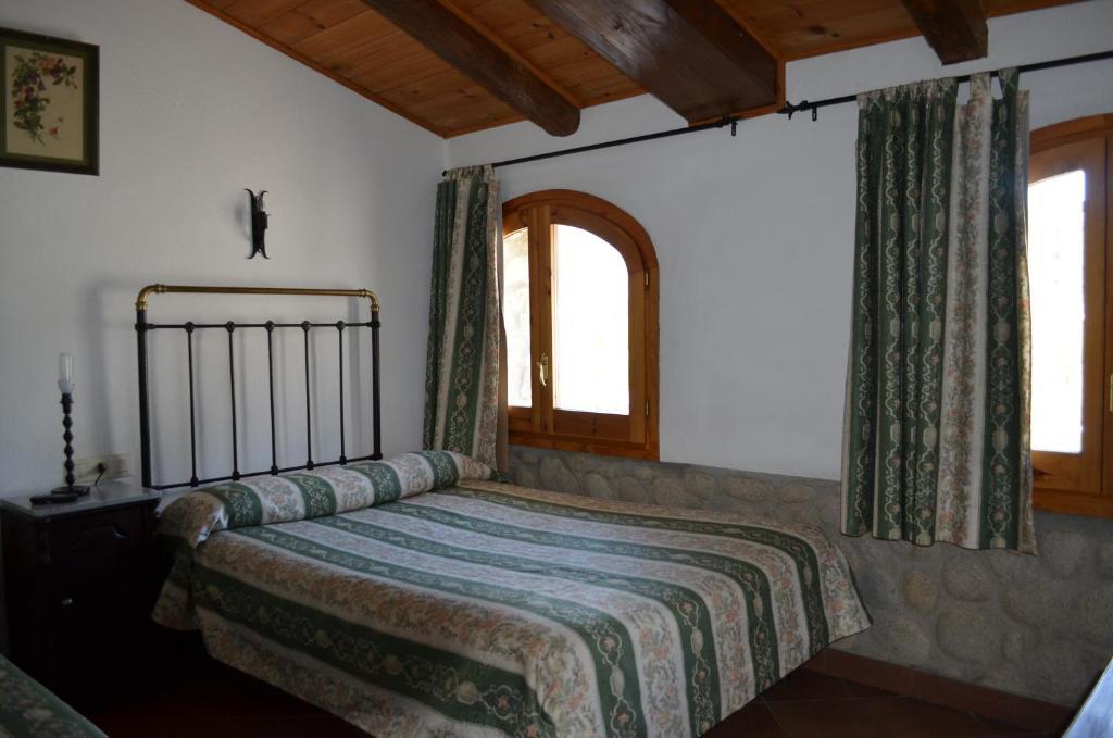 Casa Rural La Vall Del Cadi La Seu d'Urgell Ruang foto