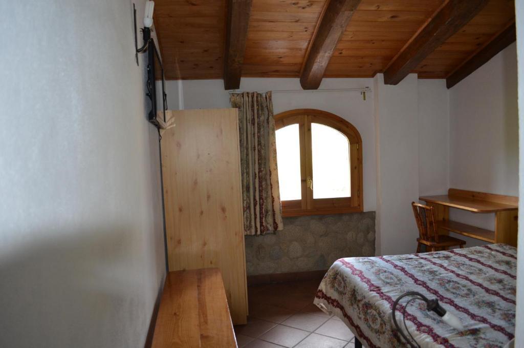Casa Rural La Vall Del Cadi La Seu d'Urgell Ruang foto